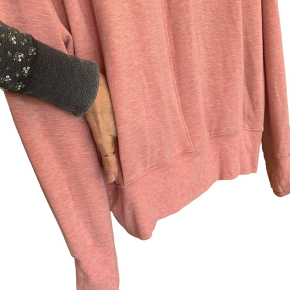 Athleta Apollo Crewneck Sweatshirt in Conch Pink Heather Size M - Picture 8 of 11